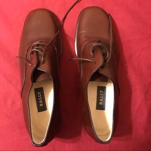 Brand new brown Bally shoes. Made in Italy.